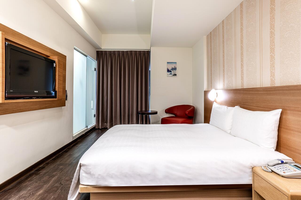 Fish Hotel - Yancheng Kaohsiung Exterior photo